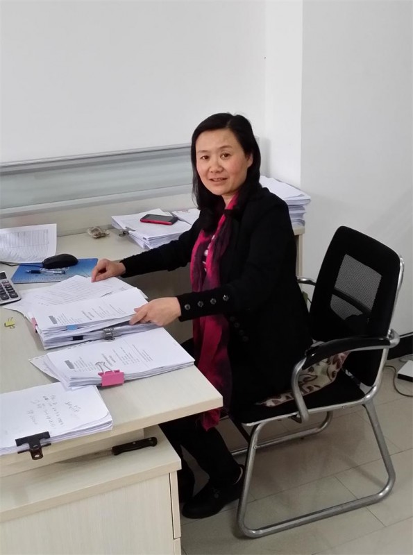 馮女士